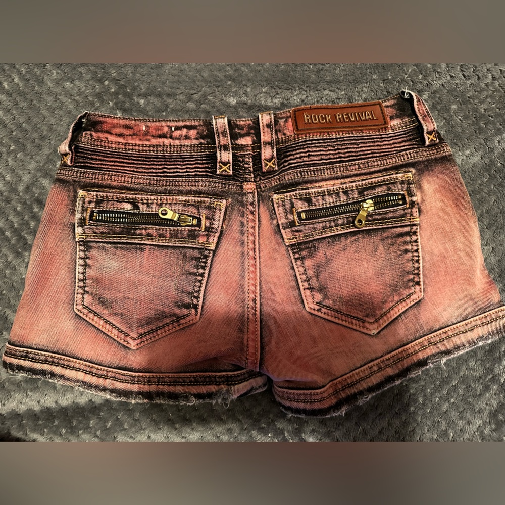 Rock Revival Size 26
